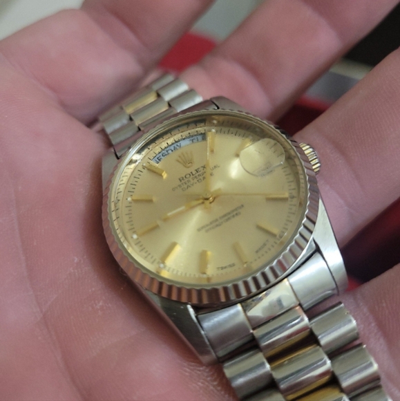 Day date - Picture 2 of 6